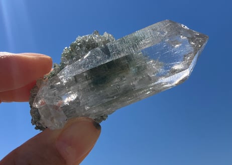 マニハール水晶  ルチル・クローライト インド産