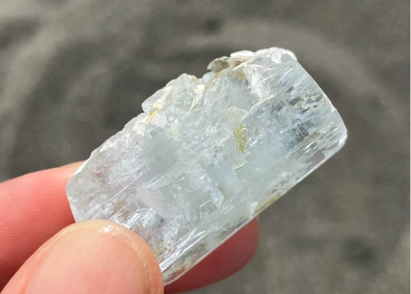 【123g】サイズ大 パキスタン産 アクアマリン モスコバイト共生 鉱物標本 123g】サイズ大 パキスタン産 アクアマリン モスコバイト共生