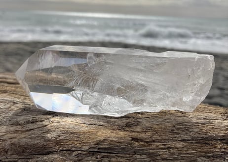 クリアクォーツ [は] ブラジル ミナスジェライス産 | mira Earth
