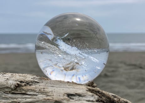 最高品質　超古代の叡智を宿した光のクリスタル　虹のレムリアンシード極上スフィア 古代の叡智》超希少レムリアンシードクリスタル（ブラジル