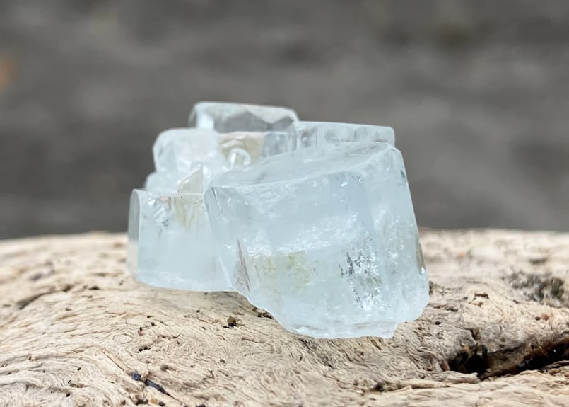 アクアマリン×モスコバイト共生標本-16 50Ct】パキスタン産 アクアマリン モスコバイト共生 鉱物標本 - メルカリ