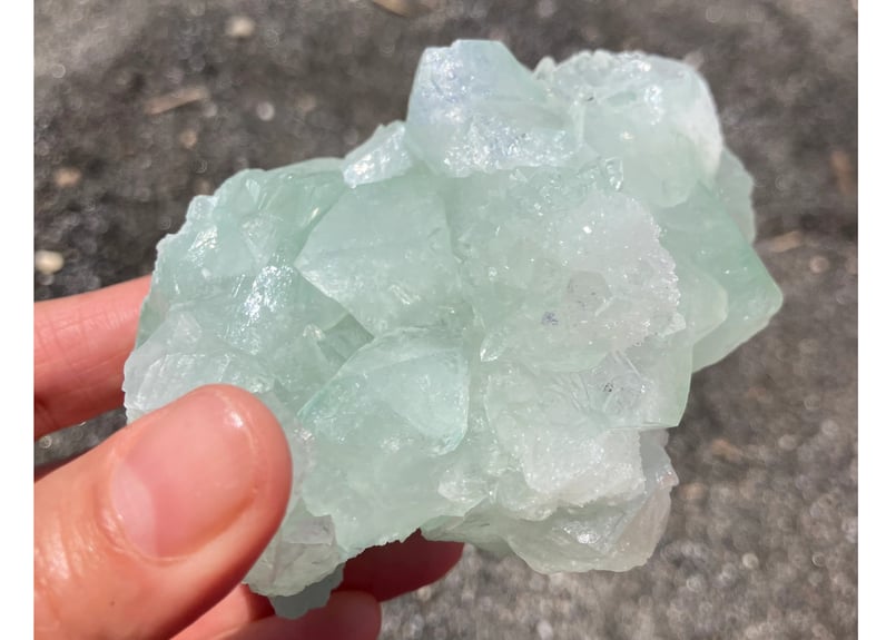 グリーンアポフィライト(20mmx45mm) グリーンアポフィライト インド産 | mira Earth