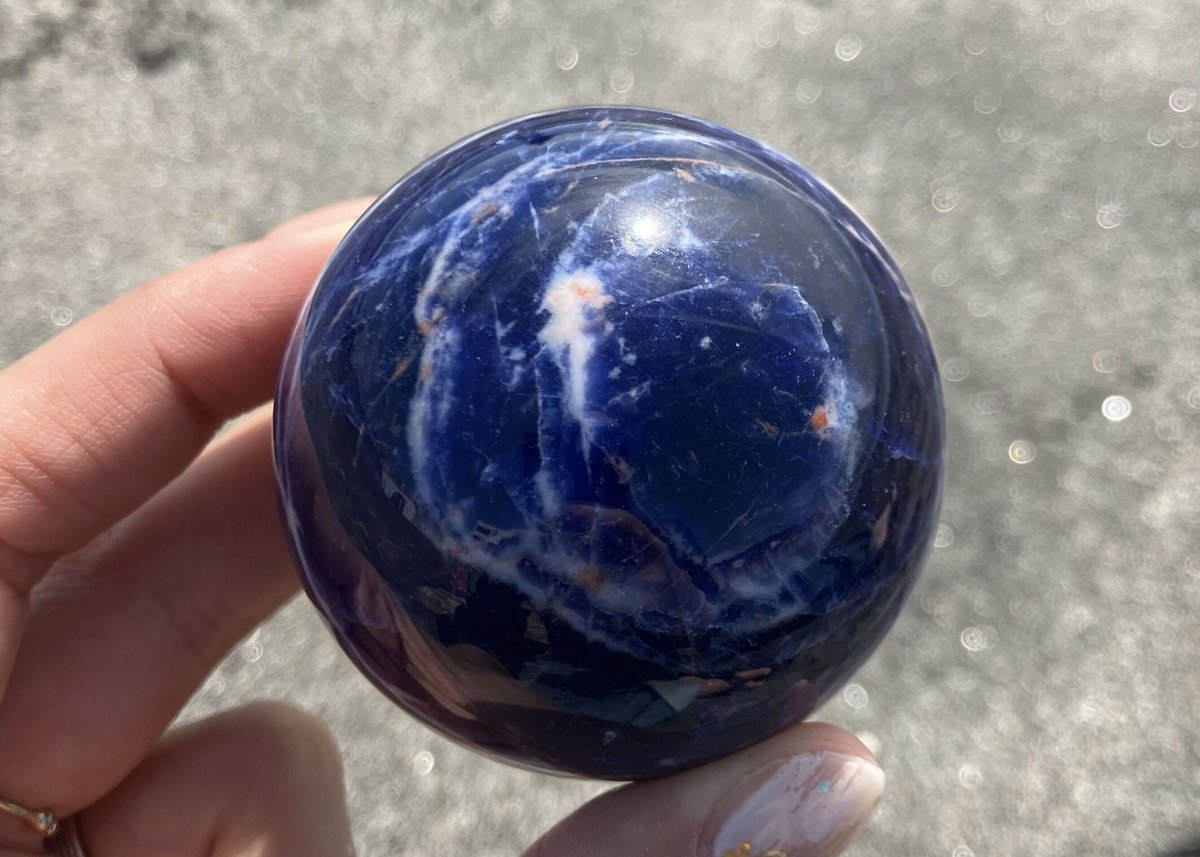 高品質　レア　レピドライト　サンストーン　アパタイト　ソーダライト　スフィア ソーダライト・スフィア Planet Earth マダガスカル産 308g/丸玉