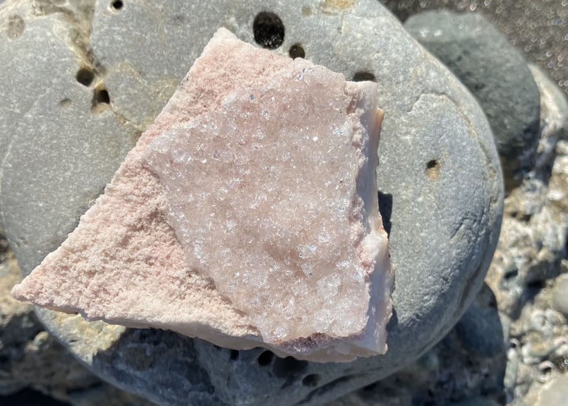 ピンクアポフィライト インド産 | mira Earth