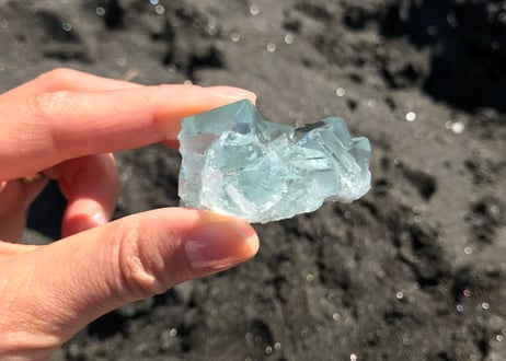 グリーンフローライト　中国 湖南省 ヤオガンシャン産