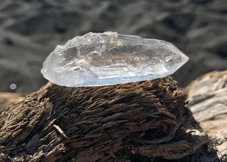 カテドラル水晶　ブラジル産