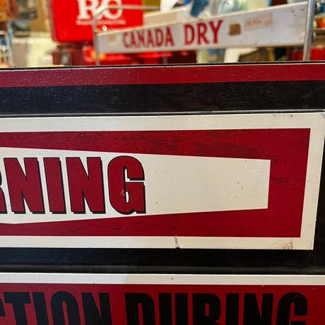 Vintage WARNING SIGN（木製） 17-176