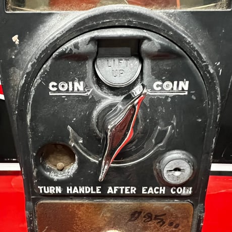 Vintage parking meter 18-90