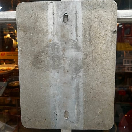 Vintage W SIGN 17-18-12