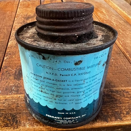 Vintage Permatex Aviation Form-A-GASKET OIL CAN 16-c-19