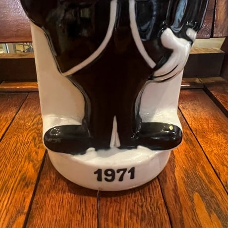 Vintage 1971 Burgie Burgermeister Beer Ceramic Decanter 17-321