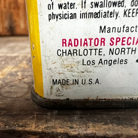 Vintage Liquid WRENCH OIL CAN 16-c-59
