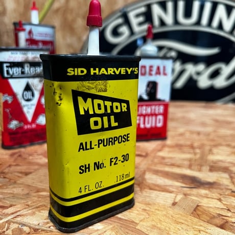 Vintage MOTOR OIL OIL CAN 16-c-51