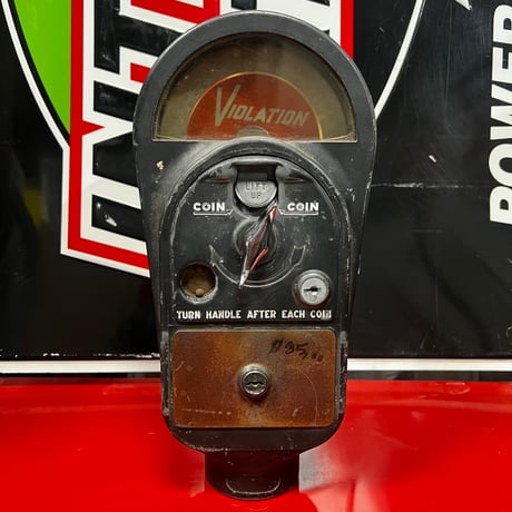 Vintage parking meter 18-90
