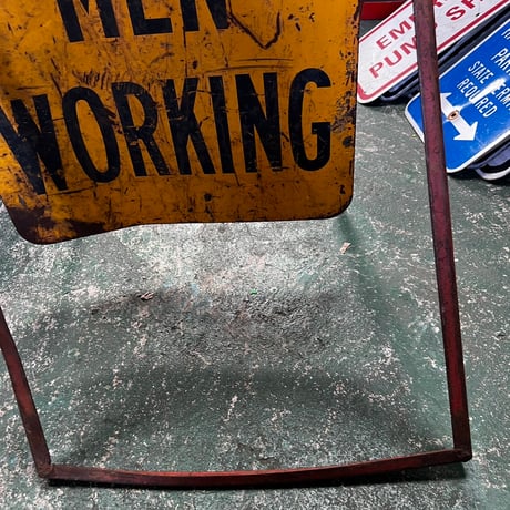 Vintage　MEN WORKING　道路標識　18-98