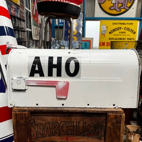 Vintage MAIL BOX AHO 18-75