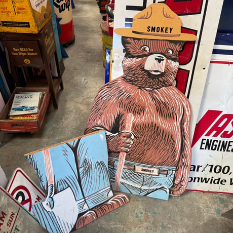 Vintage SMOKEY BEAR 木製看板 21-368