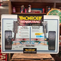 Vintage MONROE “Sensa-Trac” SHOCKS＆STRUTS  エンボス加工 ディスプレイサイン  20-73