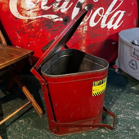 Vintage EAGLE METAL TRASH CAN 16-281