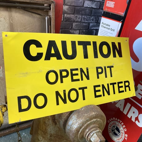 ヴィンテージ　CAUTION　看板　15-309-7