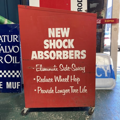 NEW SHOCK ABSORBERS　ヴィンテージ　キャビネット　15-301