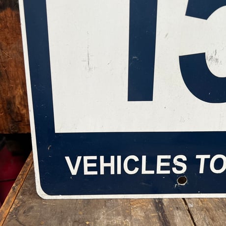 Vintage Parking Sign 19-105-11