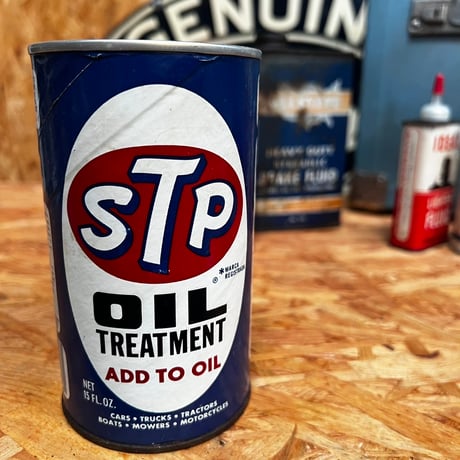Vintage STP OIL CAN 16-c-55
