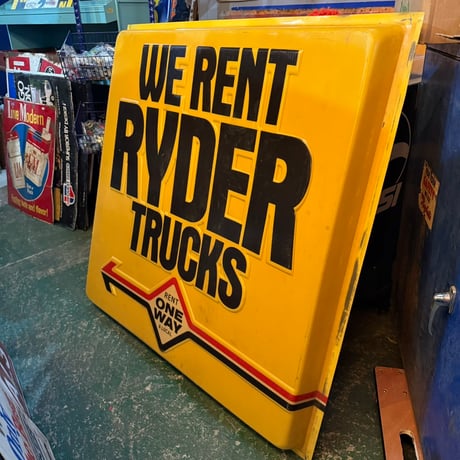 Vintage WE RENT RYDER TRUCKS 大型プラスチック看板 20-289-1