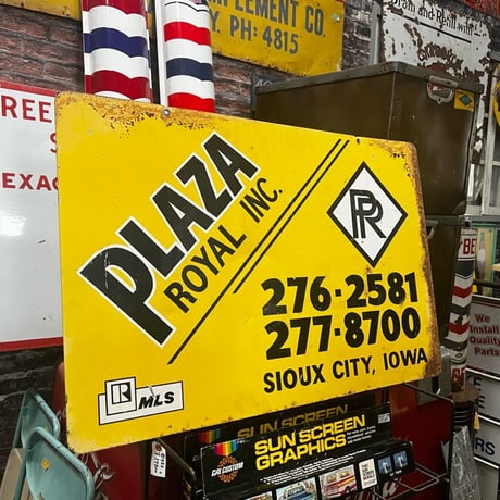 Vintage PLAZA ROYAL INC 両面 SIGN 17-298