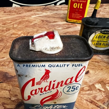 Vintage Cardinal OIL CAN 16-c-41