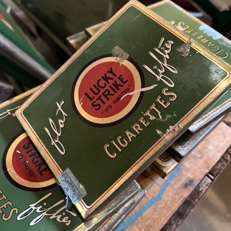 LUCKY STRIKE ヴィンテージ タバコ缶 16-2-19 | BigBear Onli LUCKY STRIKE ヴィンテージ タバコ缶 16-2-19 | BigBear Onli