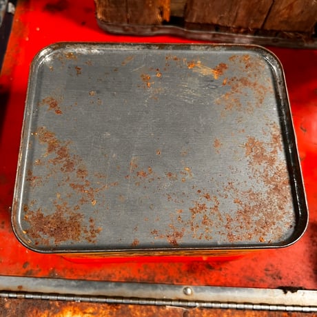 Vintage TABACCO CAN 20-47