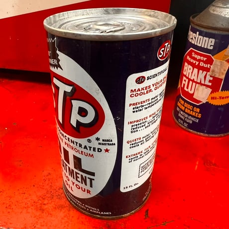 Vintage STP OIL CAN (中身入り) 17-77-21