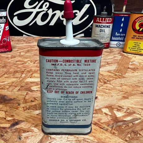 Vintage ESSO OIL CAN 16-c-49