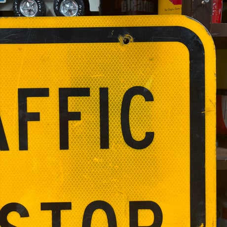 Vintage CROSS TRAFFIC DOES NOT STOP ロードサイン 21-213-9