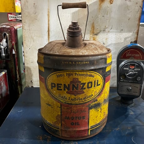 Vintage PENNZOIL OIL CAN 19-158