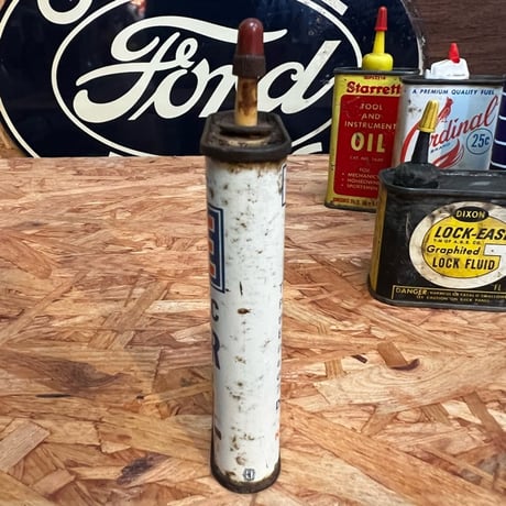 Vintage SURGE OIL CAN 16-c-39