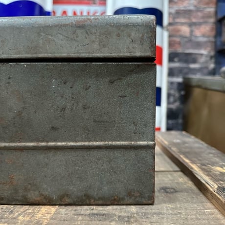 Vintage DUNLOP Tool BOX 19-303-7