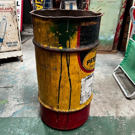 Vintage PENNZOIL OIL CAN 10-168