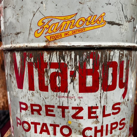 Vintage Vita-Boy Potato Chips Can 19-284