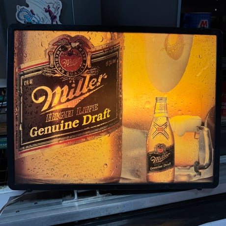 Vintage Miller High Life Genuine Draft Light Sign 19-80