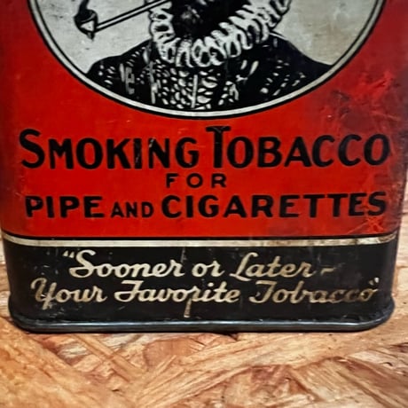 Vintage SIR WALTER RALEIGH TOBACCO CASE 18-145-23