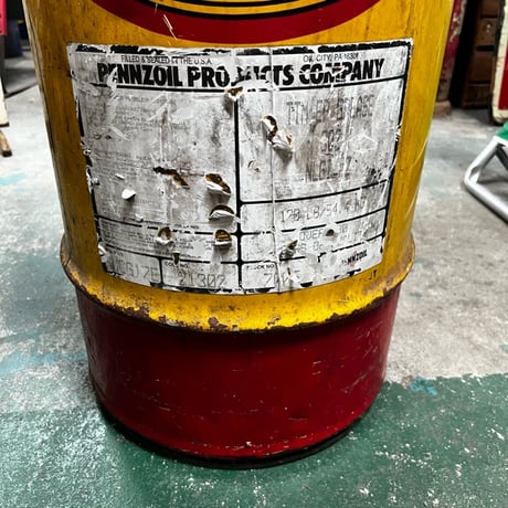 Vintage PENNZOIL OIL CAN 10-168