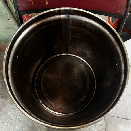 Vintage Standard OIL CAN 19-322