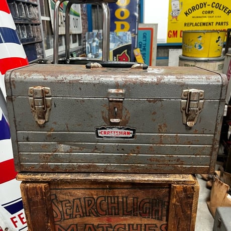 Vintage CRAFTSMAN TOOL BOX 19-303-4