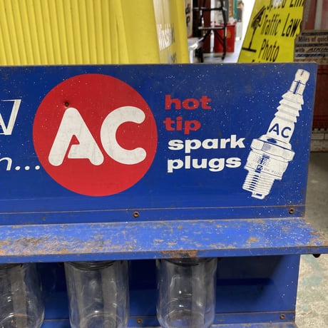 AC spark plug　ヴィンテージ　ディスプレイラック　16-157-1