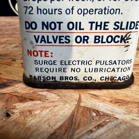 Vintage SURGE OIL CAN 16-c-39
