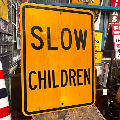 Vintage SLOW CHILDREN 道路標識　19-111-1