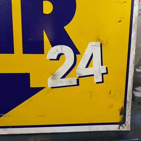 Vintage SELFE-SERVE AIR SIGN 19-108-56