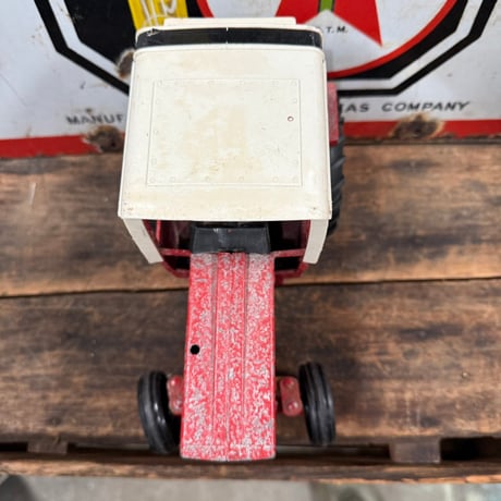 Vintage INTERNATIONAL HARVESTER 鉄製トラクター 21-209-2